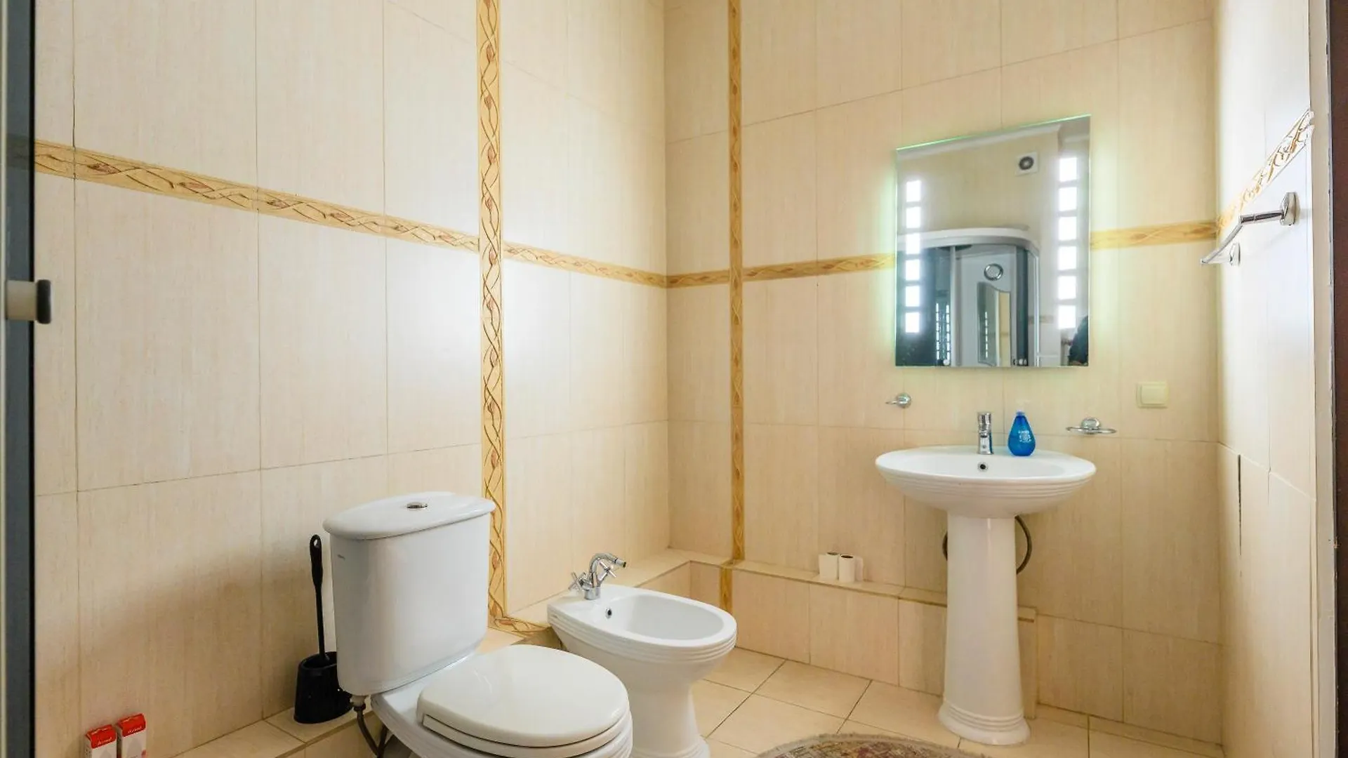 Lejlighed Центрпросторнаяквартира Almaty Kasakhstan